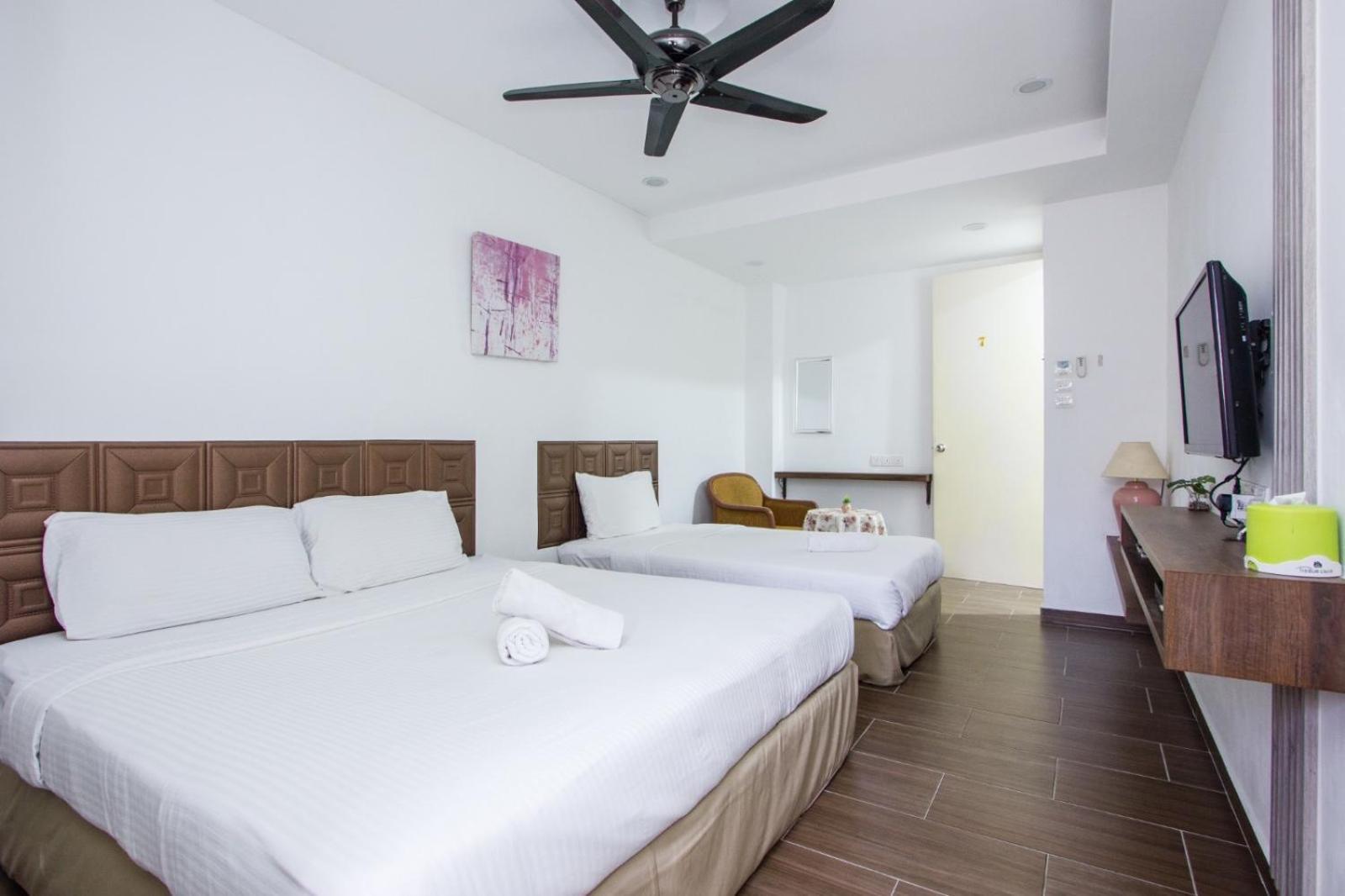 Nautilus Bay Home Inn Джорджтаун Экстерьер фото