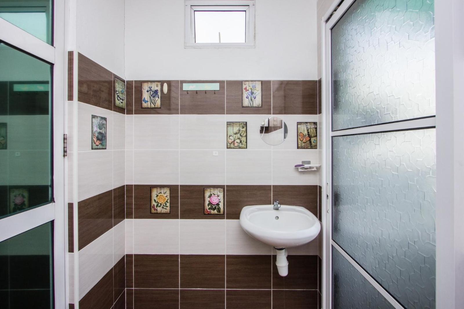 Nautilus Bay Home Inn Джорджтаун Экстерьер фото